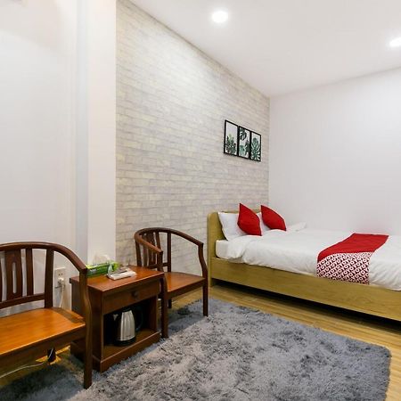 Oyo 414 Saigon Home Хошимин Экстерьер фото