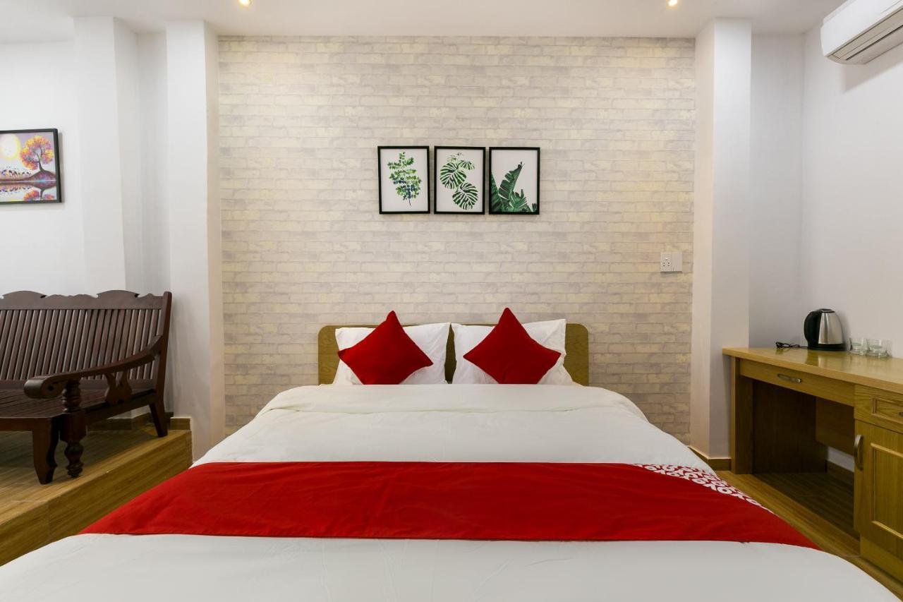 Oyo 414 Saigon Home Хошимин Экстерьер фото