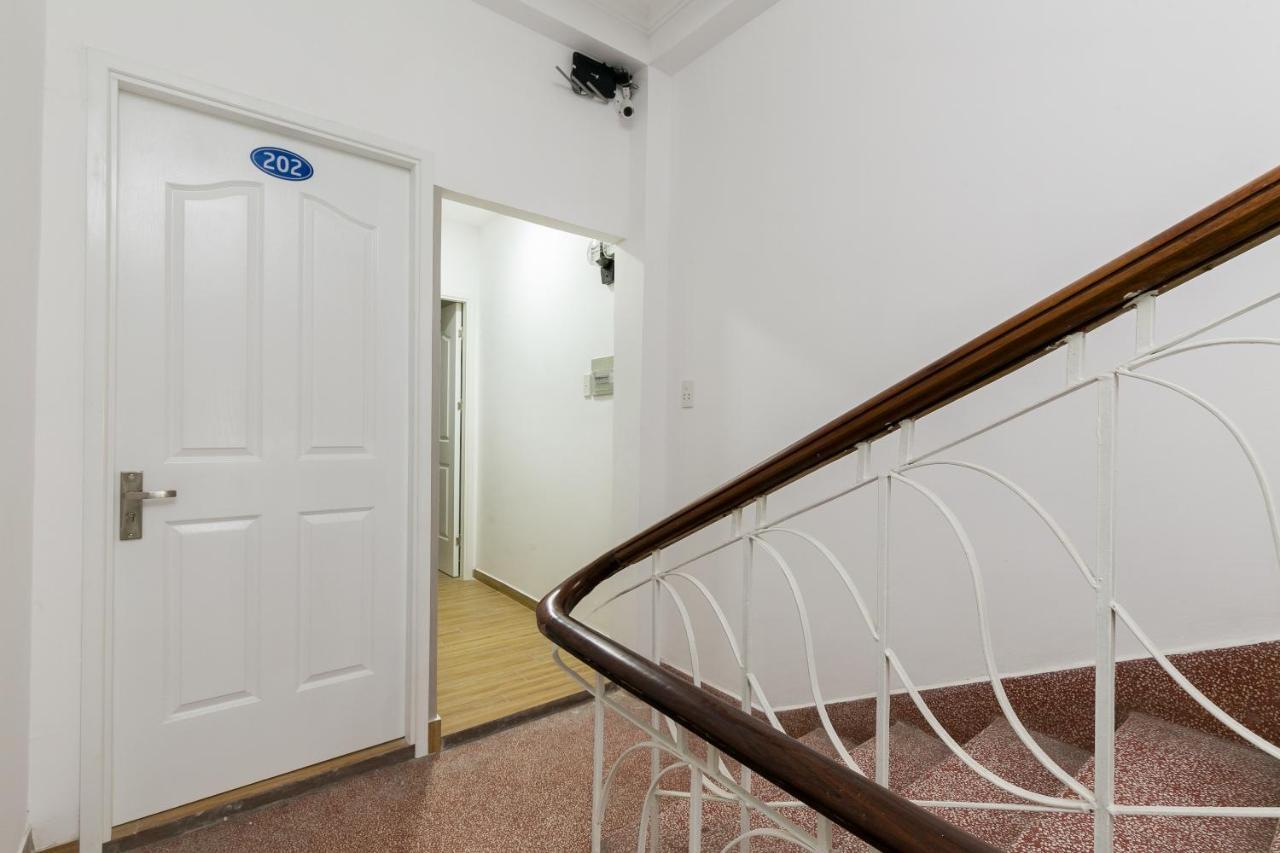 Oyo 414 Saigon Home Хошимин Экстерьер фото
