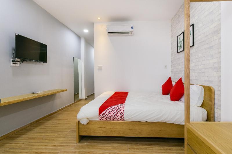 Oyo 414 Saigon Home Хошимин Экстерьер фото